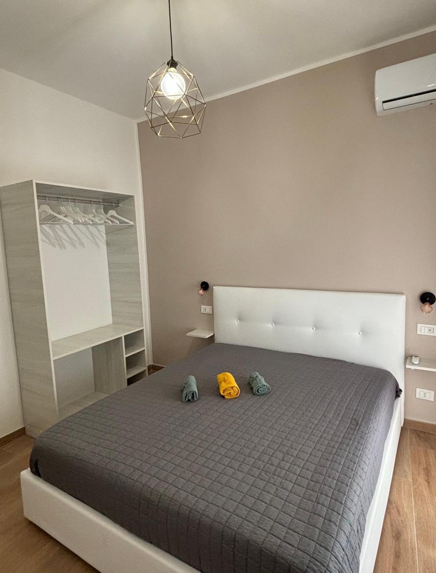 Perni Rooms 巴勒莫 外观 照片