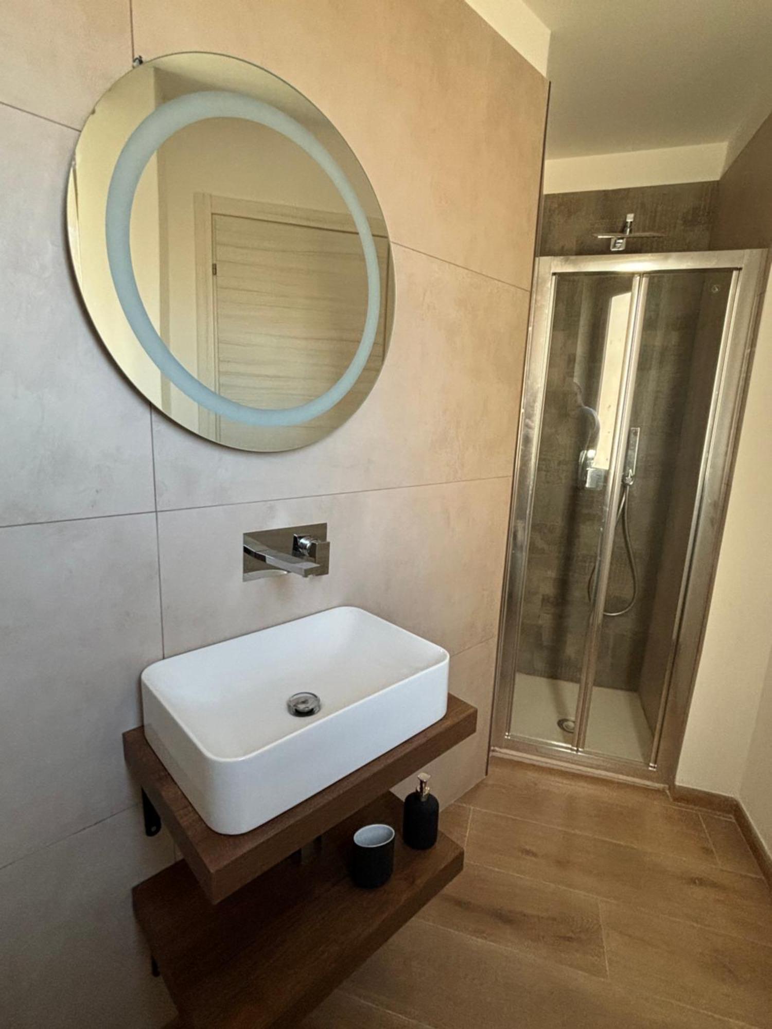 Perni Rooms 巴勒莫 外观 照片
